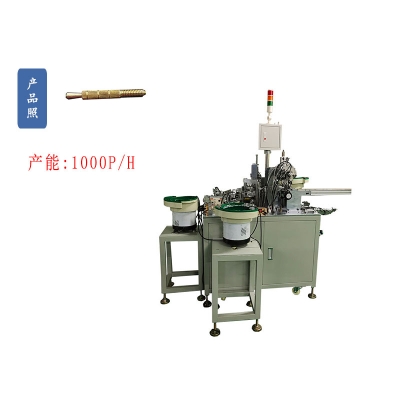 Automatic assembly machine for external expansion screw